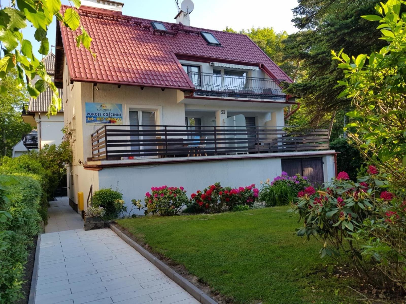 Homestay Komandor Ii *